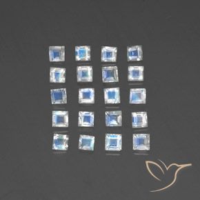 2.85ctw 자연스러운 푸르스름한 흰색 레인보우 문스톤, 정사각형, 투명한