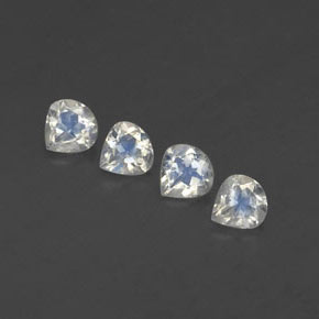 1.33캐럿 천연 푸르스름한 화이트 레인보우 문스톤 보석, 배 모양, 투명한