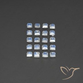 2.86캐럿 천연 푸르스름한 흰색 레인보우 문스톤 보석, 정사각형, 투명/반투명