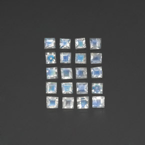 2.88캐럿 천연 푸르스름한 화이트 레인보우 문스톤 보석, 스퀘어, 3×3 mm, 투명한
