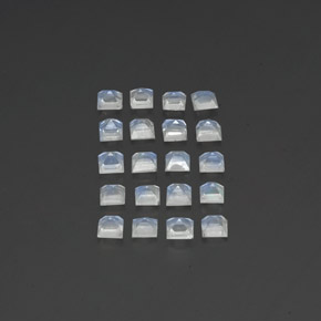 2.88캐럿 천연 푸르스름한 화이트 레인보우 문스톤 보석, 스퀘어, 3×3 mm, 투명한
