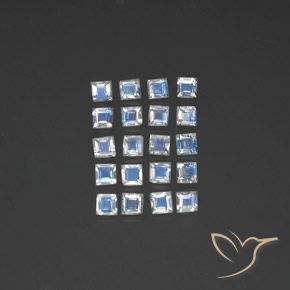 3.25ctw 자연스러운 푸르스름한 흰색 레인보우 문스톤, 정사각형, 투명한