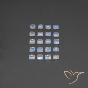 2.77캐럿 천연 푸르스름한 흰색 레인보우 문스톤 보석, 정사각형, 투명한