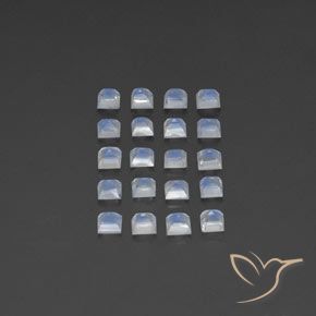 3.14캐럿 천연 푸르스름한 흰색 레인보우 문스톤 보석, 정사각형, 투명/반투명