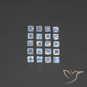 2.70ctw 자연스러운 푸르스름한 흰색 레인보우 문스톤, 정사각형, 투명한