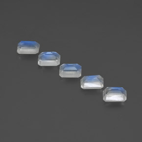 캐럿 천연 푸르스름한 화이트 레인보우 문스톤 보석, 에메랄드 컷, 7×5 mm, 투명한