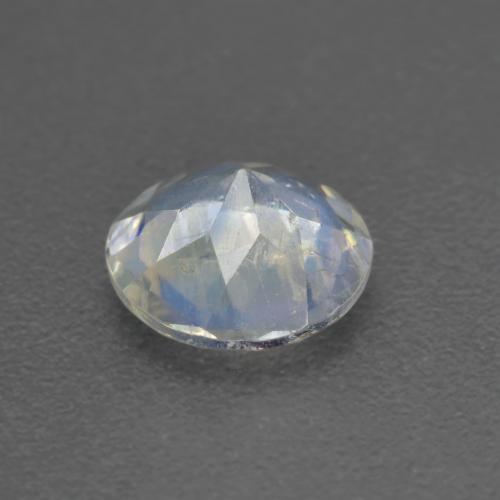 0.62캐럿 천연 푸르스름한 화이트 레인보우 문스톤, 라운드 컷, 6.11 mm, 투명한