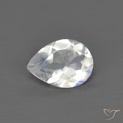 0.64ct 자연스러운 푸르스름한 흰색 레인보우 문스톤, 배 모양, 투명한