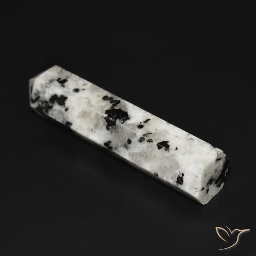 34.49캐럿 천연 블랙과 화이트 레인보우 문스톤, 팬시한, 불투명체
