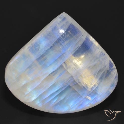 36.83ct 자연스러운 푸르스름한 흰색 레인보우 문스톤, 배 모양, 투명한