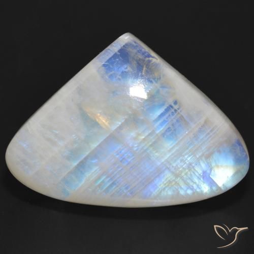 36.47ct 자연스러운 푸르스름한 흰색 레인보우 문스톤, 배 모양, 투명한
