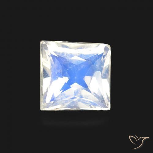 0.55ct 자연스러운 푸르스름한 흰색 레인보우 문스톤, 정사각형, 투명한