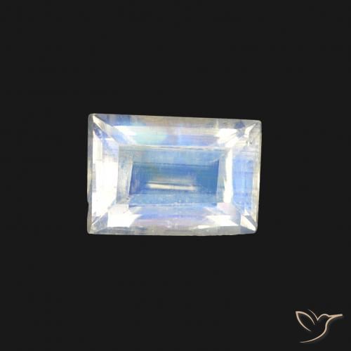 0.57ct 자연스러운 푸르스름한 흰색 레인보우 문스톤, 바게트, 투명한