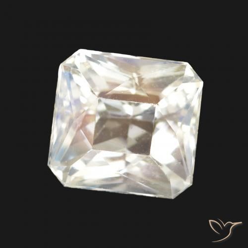 1.99캐럿 천연 푸르스름한 흰색 레인보우 문스톤, 옥타곤 / 에메랄드 컷, VVS
