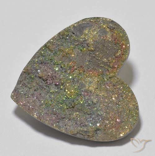 17.87ct 자연스러운 다색 레인보우 파이라이트, 마음, 불투명체