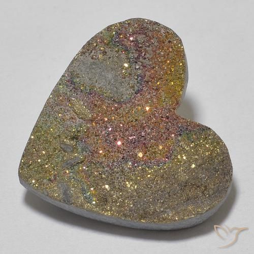 9.21ct 자연스러운 다색 레인보우 파이라이트, 마음, 불투명체