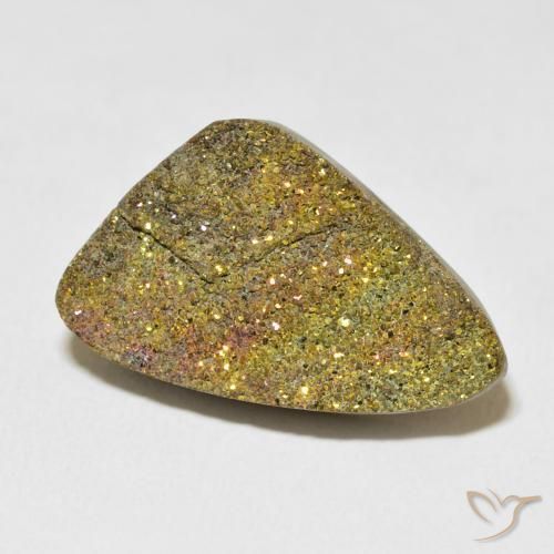 16.77ct 자연스러운 다색 레인보우 파이라이트, 팬시한, 불투명체