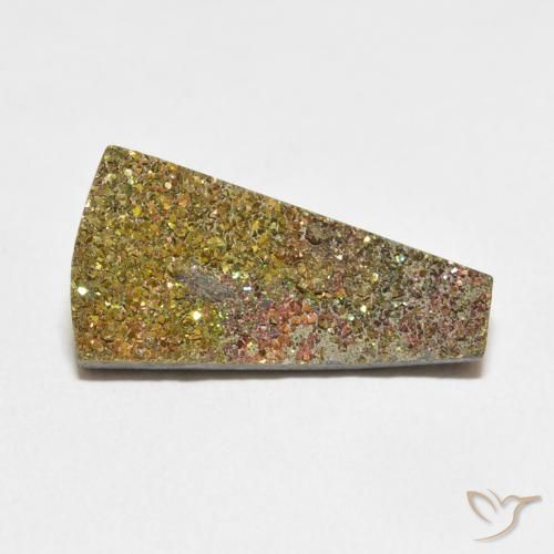 7.74ct 자연스러운 다색 레인보우 파이라이트, 팬시한, 불투명체