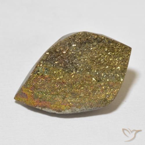 15.21ct 자연스러운 다색 레인보우 파이라이트, 배 모양, 불투명체