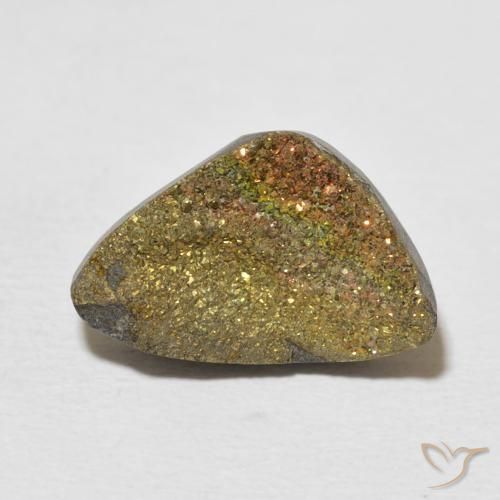 6.24ct 자연스러운 다색 레인보우 파이라이트, 팬시한, 불투명체