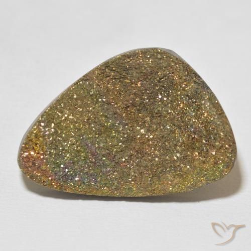 24.80ct 자연스러운 다색 레인보우 파이라이트, 팬시한, 불투명체
