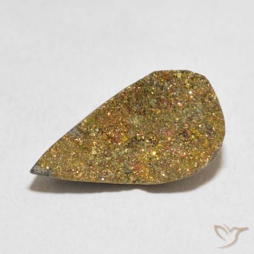 4.89ct 자연스러운 다색 레인보우 파이라이트, 배 모양, 불투명체