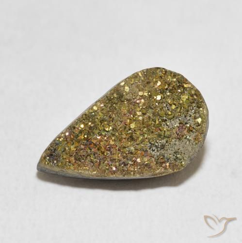 4.66ct 자연스러운 다색 레인보우 파이라이트, 배 모양, 불투명체