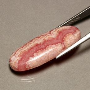29.84캐럿 천연 멀티컬러 로도크로사이트, 멋진 모양, 33.7×14 mm, 불투명체