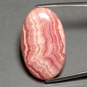 30.35캐럿 천연 멀티컬러 로도크로사이트, 타원형 컷, 30.4×18.8 mm, 불투명체