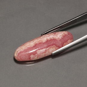 19.58캐럿 천연 멀티컬러 로도크로사이트, 타원형 컷, 31.7×11.7 mm, 불투명체