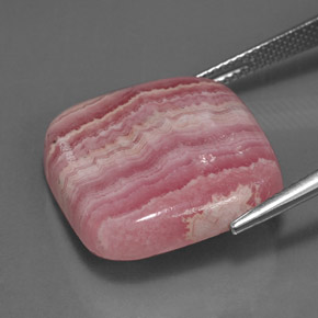 27.63캐럿 천연 멀티컬러 로도크로사이트, 쿠션 컷, 20.1×19.7 mm, 불투명체