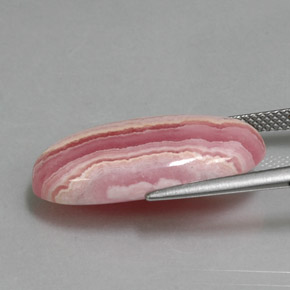 18.47캐럿 천연 멀티 로즈 핑크 로도크로사이트, 타원형 컷, 24.4×13.3 mm, 불투명체