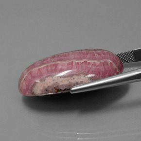 60.60캐럿 천연 다색 로도크로사이트, 타원형 컷, 불투명체