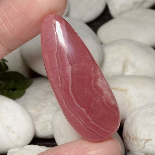38.41ct 자연스러운 다색 로도크로사이트, 배 모양, 투명한