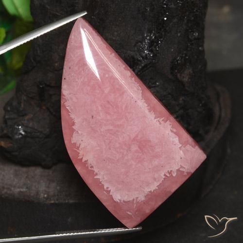 143.91ct 자연스러운 다색 로도크로사이트, 팬시한, 불투명체