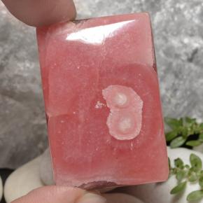 85.10캐럿 천연 멀티컬러 로도크로사이트, 바게트, 38.3×26 mm, 투명한