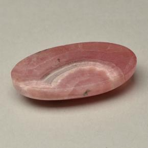 31.42캐럿 천연 멀티컬러 로도크로사이트, 타원형 컷, 28.9×15.7 mm, 투명한
