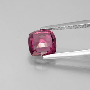 1.65캐럿 천연 라즈베리 레드 로돌라이트 가넷, 쿠션 컷, 6.9×6.9 mm, VS