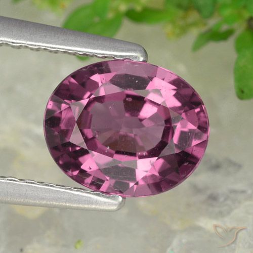 1.38캐럿 천연 미디엄 다크 퍼플 로돌라이트 가넷, 타원형 컷, 7.5×6.1 mm, VS