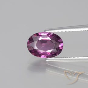 1.38ct 자연스러운 미디엄 퍼플 로돌라이트 가넷, 타원형, VS