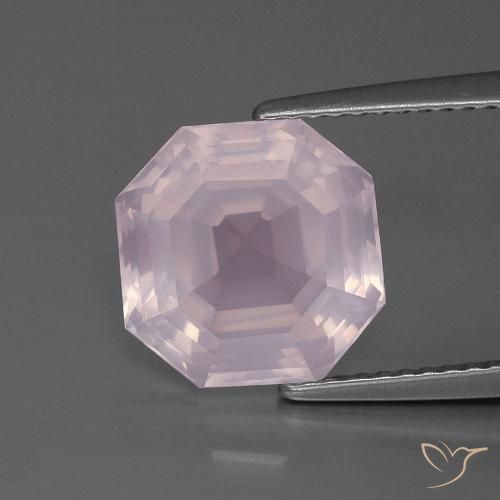 4.69ct 자연스러운 라이트 핑크 로즈 쿼츠, 에메랄드 컷, 투명한