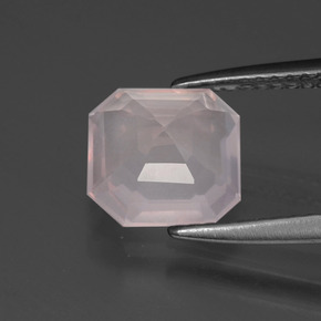 2.32캐럿 천연 베리 라이트 로즈 핑크 로즈 쿼츠, 에메랄드 컷, 8.3×8.3 mm, 투명한