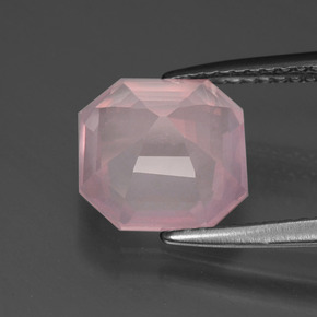 2.89캐럿 천연 로즈 핑크 로즈 쿼츠, 에메랄드 컷, 9.2×9.1 mm, 투명한