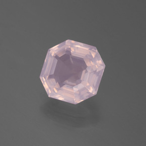 2.30캐럿 천연 라이트 핑크 로즈 쿼츠, 에메랄드 컷, 8.4×8.3 mm, 투명한