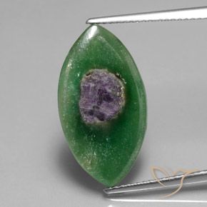 7.08ct 자연스러운 다색 Fuchsite의 루비, 보석, 투명한