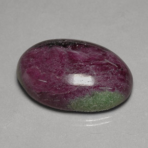 60.73캐럿 천연 멀티컬러 루비 조이사이트, 타원형 컷, 29.5×19.8 mm, 불투명체