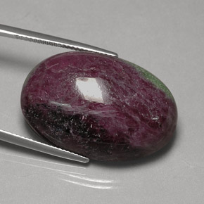 60.73캐럿 천연 멀티컬러 루비 조이사이트, 타원형 컷, 29.5×19.8 mm, 불투명체