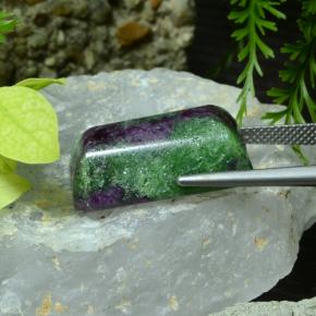25.75캐럿 천연 멀티컬러 루비 조이사이트, 에메랄드 컷, 21×12.7 mm, 불투명체