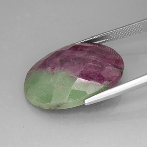 25.95캐럿 천연 멀티컬러 루비 조이사이트, 타원형 컷, 24.8×17.9 mm, 불투명체