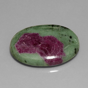 28.10캐럿 천연 멀티컬러 루비 조이사이트, 타원형 컷, 25.9×19.3 mm, 불투명체